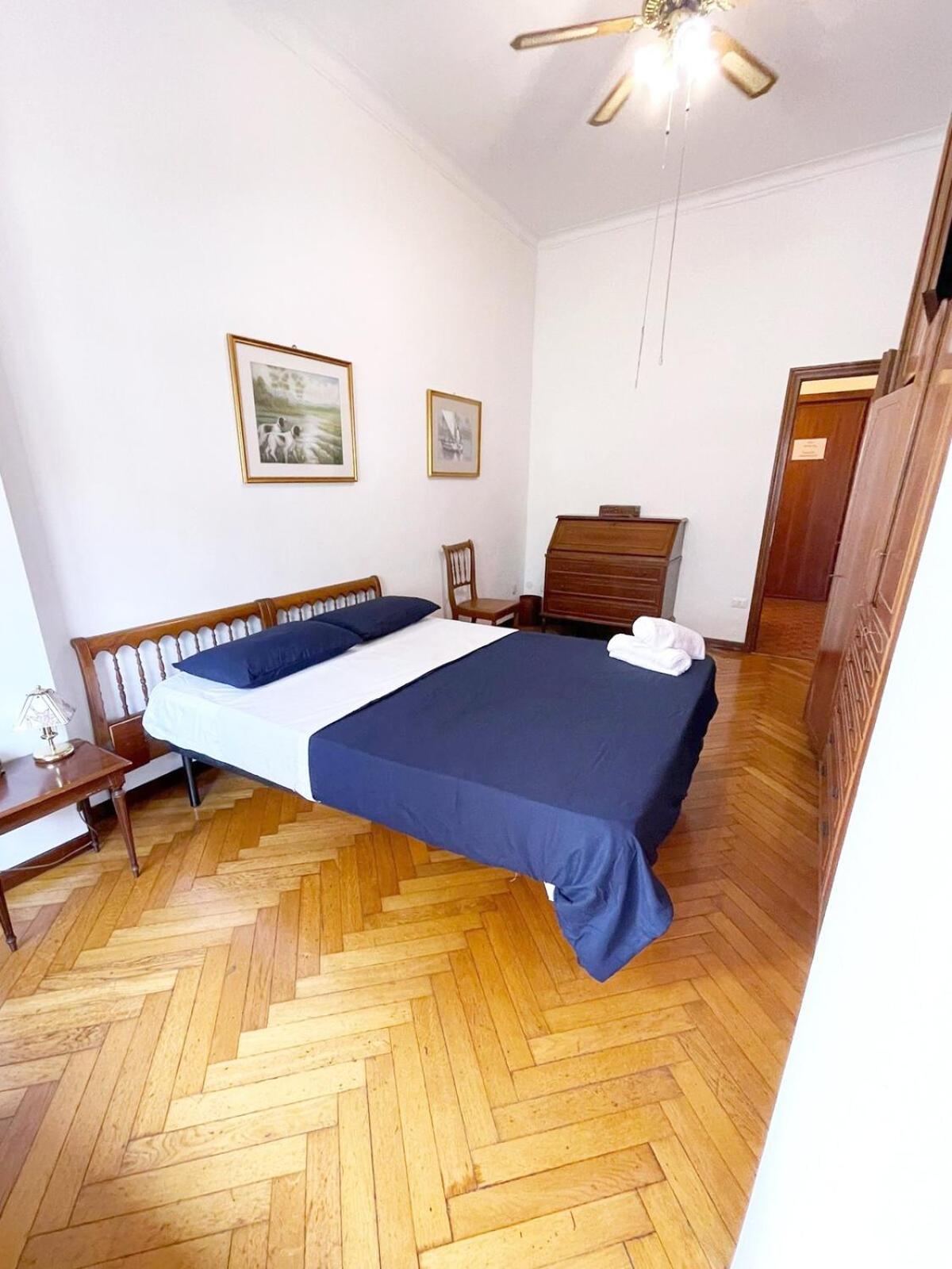 Grand Corner 32 * Milan
